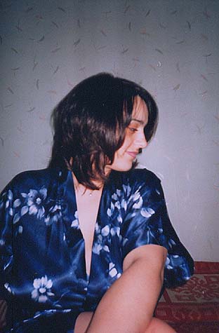 На фото сестра  Таня, апрель 2004 гг.